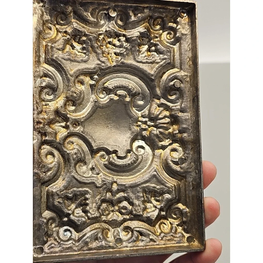 ANTIQUE VINTAGE SILVERPLATE METAL BAROQUE ORNATE JEWELRY BOX LINED HEAVY VICTORI